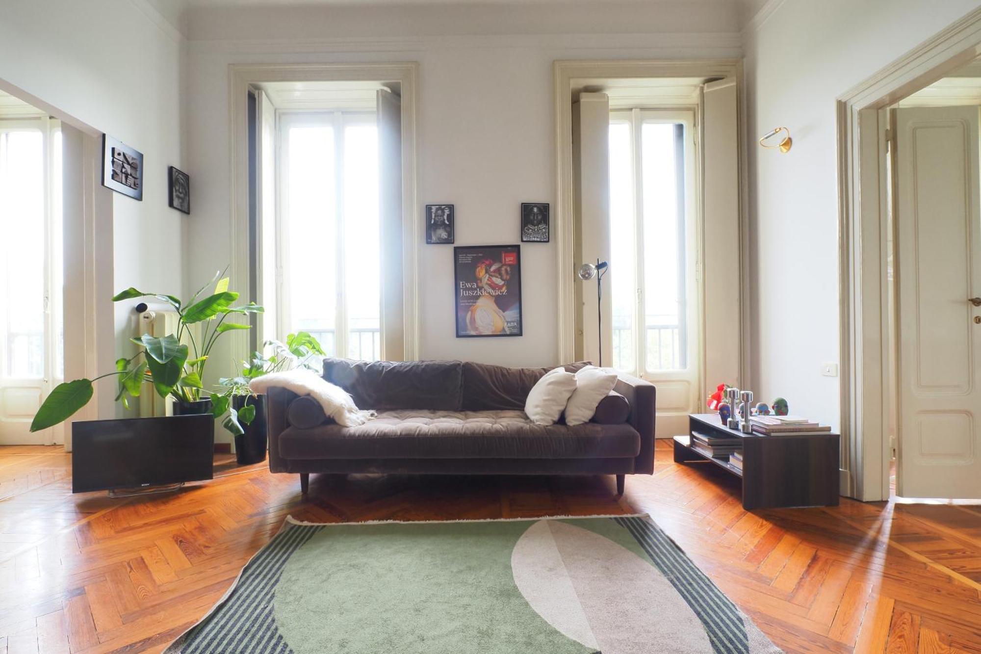 Location Cavour Milano